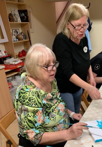 Maľba neónovými farbami